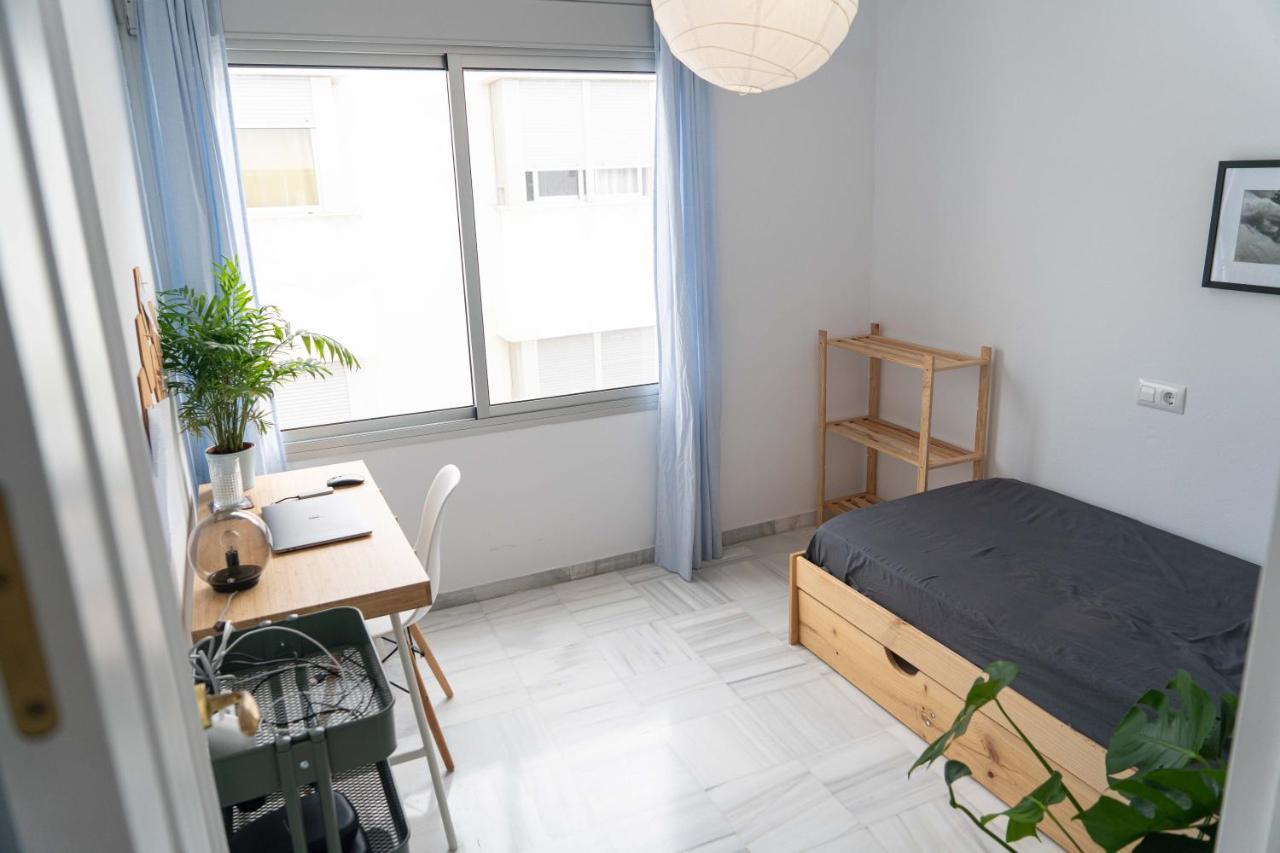 Central Penthouse With Large Private Terrace, 2 Bd Apartment Tarifa Bagian luar foto